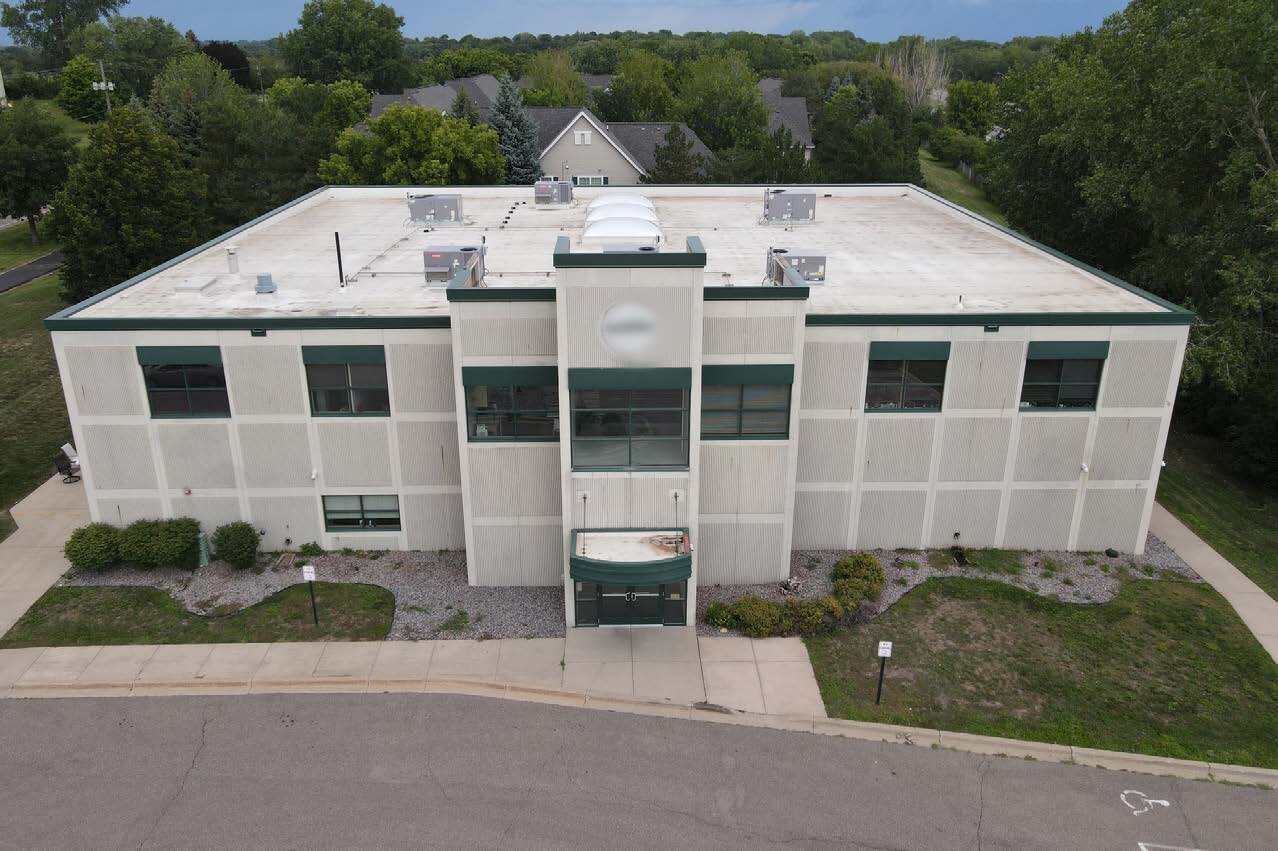 Aerial rear view of 2500 Lexington Ave S
